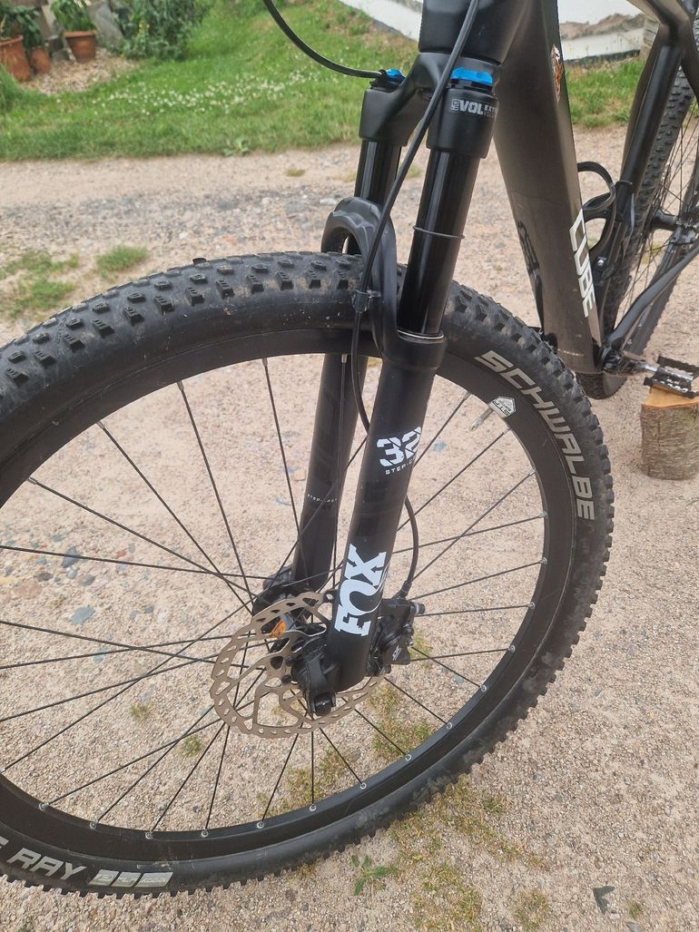Brugt CUBE REACTION C:62 RACE 2021 2021 Mountainbike — billede 3 af 8