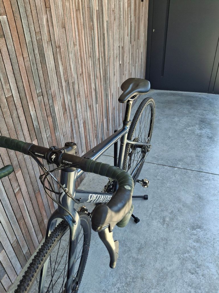 Used Specialized Diverge E5 2023 2023 Road & Gravel, Blue — image 8 of 16