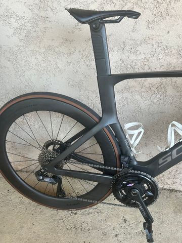 Scott Foil RC 10 2025 2025 Road & Gravel usato, Nero — immagine 4 di 7