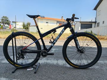 Trek Supercaliber SLR 9.9 XX Flight Attendant Gen 2 2026 2026 MTB usato