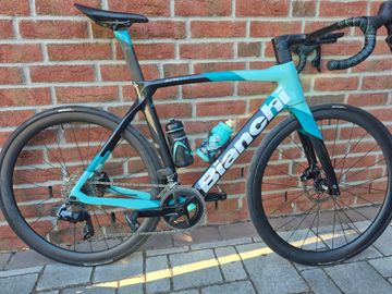 Gebrauchtes Bianchi Oltre Comp Rival eTap AXS 2023 2023 Road & Gravel, Schwarz — Bild 1 von 3