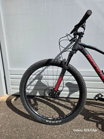 Mondraker Chrono 2021 2021 Mountainbike de segunda mano, Negro — imagen 8 de 10