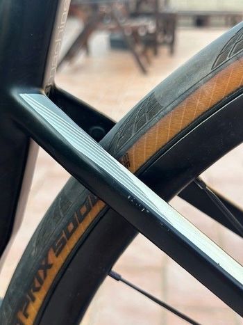 Použité BMC roadmachine 02 2017 2017 Road & Gravel — obrázek 5 z 10