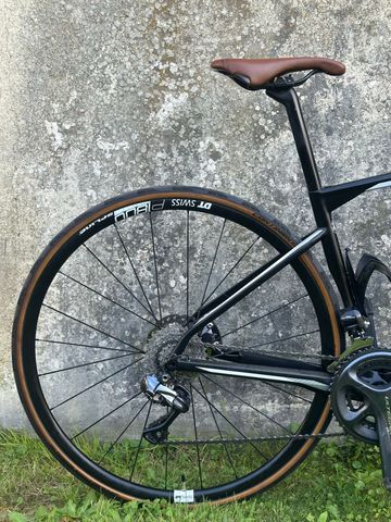 Gebrauchtes BMC Roadmachine Shimano Ultegra Di2 2017 Road & Gravel, Schwarz — Bild 2 von 24