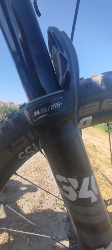 Used Canyon Neuron CF 9 2021 2021 Mountainbike, Light Gray, 27.5, 29 — image 8 of 18