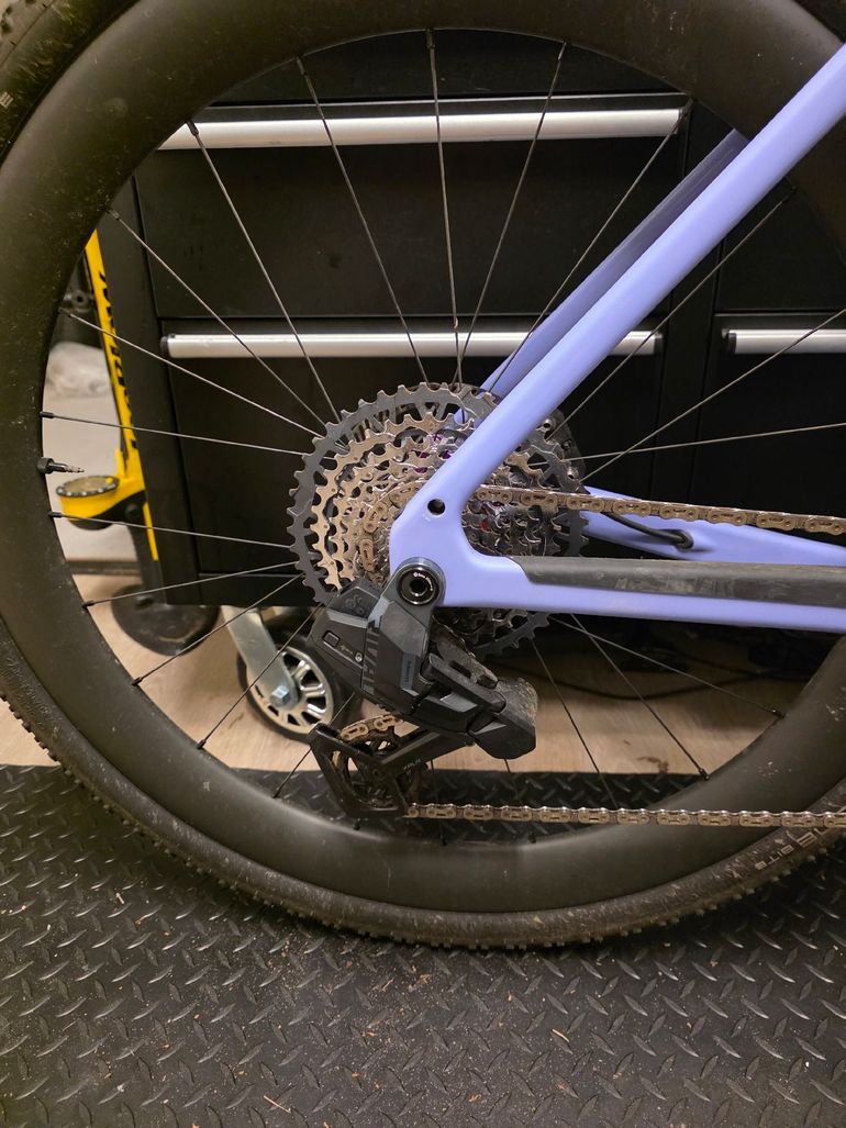 Brugt Canyon Grizl CF 8 Di2 2026 2026 Road & Gravel — billede 2 af 12