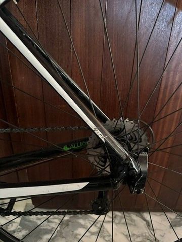 Used Giant Contend 1 2017 2017 Road & Gravel, Black — image 9 of 9