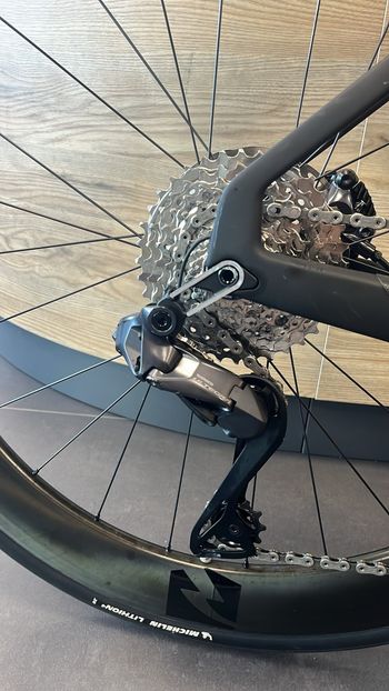 Käytetty Merida REACTO 8000 2024 2024 Road & Gravel — kuva 7 / 14