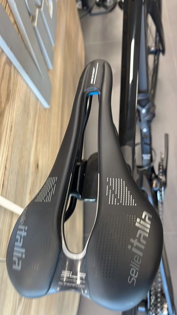 Used Merida REACTO 8000 2024 2024 Road & Gravel, Black — image 10 of 14