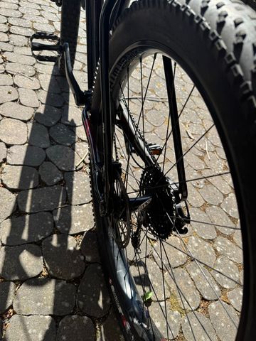 Specialized Fuse Expert 6Fattie 2016 2016 Mountainbike usato, Nero — immagine 10 di 11