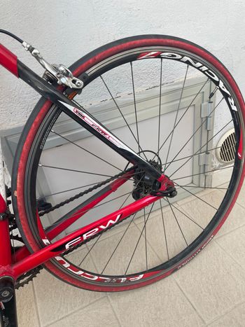 Used FRW Custom Campagnolo Veloce 2010 Road & Gravel, Red — image 3 of 6