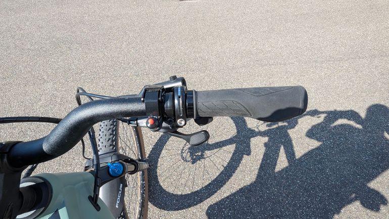 Gebrauchtes Focus Thron Shimano Deore XT 2021 Mountainbike, Grün — Bild 10 von 15