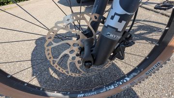 Gebrauchtes Focus Thron Shimano Deore XT 2021 Mountainbike, Grün — Bild 11 von 15