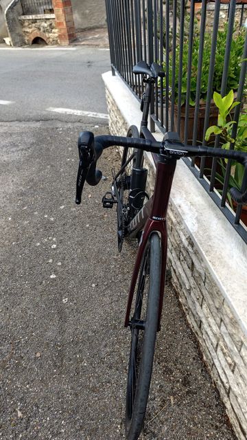 Scott Addict Eride 30 2022 Road & Gravel usato, Rosso — immagine 3 di 5