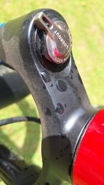 Used Flyer Goroc3 6.5 HS 2021 Mountainbike, Red — image 8 of 32