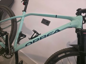 Brugt Orbea ALMA H30 2024 2024 Mountainbike — billede 1 af 3