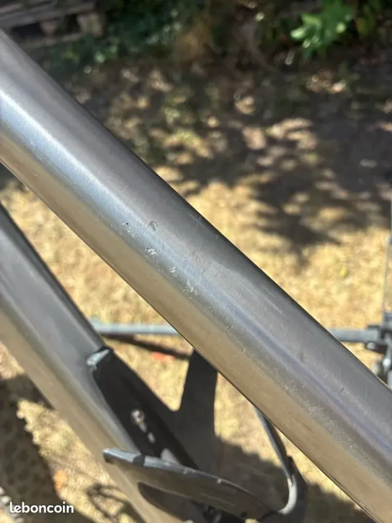 Banshee Titan V3.2 2025 Mountainbike usato, Grigio chiaro — immagine 42 di 42