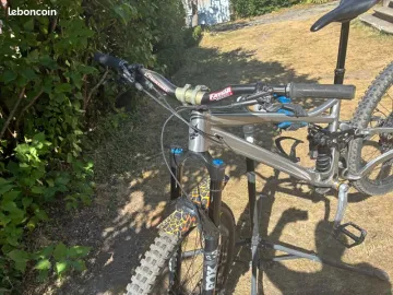 Używany Banshee Titan V3.2 2025 Mountainbike — zdjęcie 31 z 42