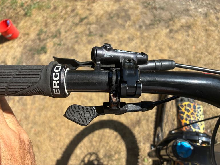 Banshee Titan V3.2 2025 Mountainbike usato, Grigio chiaro — immagine 7 di 42