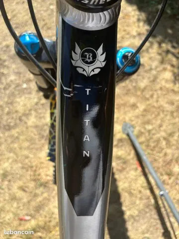 Używany Banshee Titan V3.2 2025 Mountainbike — zdjęcie 41 z 42
