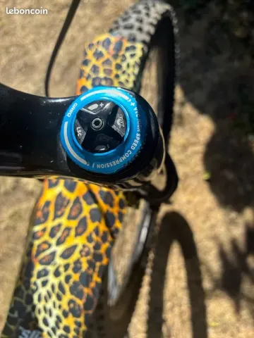 Używany Banshee Titan V3.2 2025 Mountainbike — zdjęcie 34 z 42