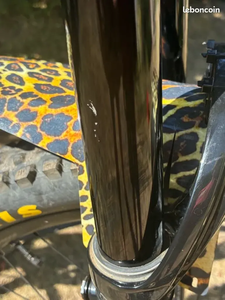 Banshee Titan V3.2 2025 Mountainbike usato, Grigio chiaro — immagine 40 di 42