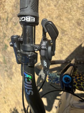 Używany Banshee Titan V3.2 2025 Mountainbike — zdjęcie 10 z 42