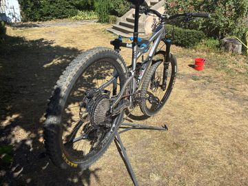 Używany Banshee Titan V3.2 2025 Mountainbike — zdjęcie 3 z 42