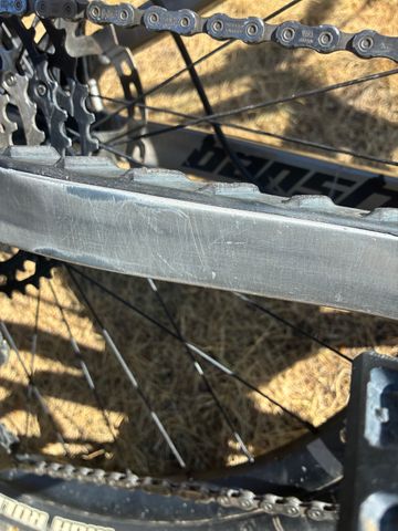 Używany Banshee Titan V3.2 2025 Mountainbike — zdjęcie 11 z 42