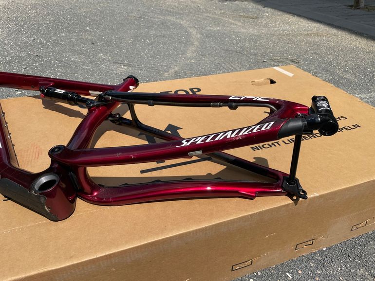 Gebrauchtes Specialized S-Works Epic 2022 Frameset 2022 Mountainbike, Rot, 29 — Bild 7 von 19