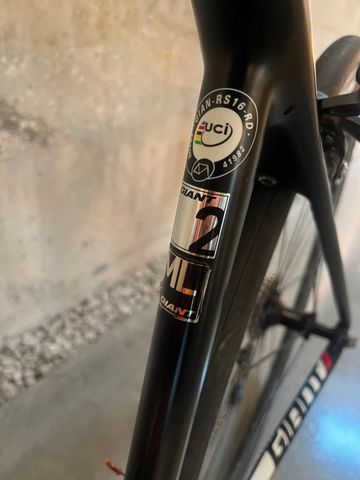 Used Giant TCR Advanced 2 2016 2016 Road & Gravel, Black — image 6 of 7