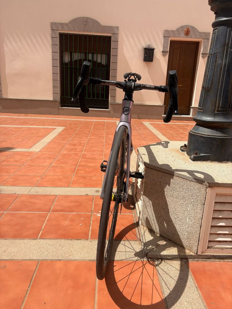 Gebrauchtes Mendiz Custom SRAM Rival eTap AXS 2022 Road & Gravel, Hellgrau — Bild 4 von 11