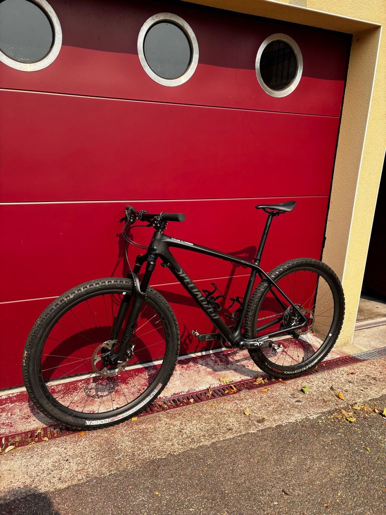 Used Specialized Epic Hardtail Pro 2019 2019 Mountainbike, Black — image 4 of 5