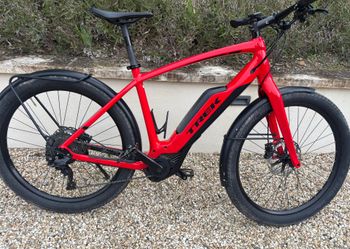 Used Trek Custom Shimano Deore XT 2017 Urban, Red — image 3 of 7
