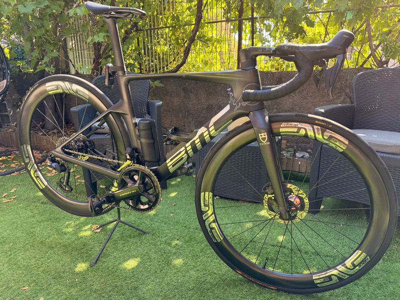 Used BMC Teammachine R 01 ONE 2027 2027 Road & Gravel