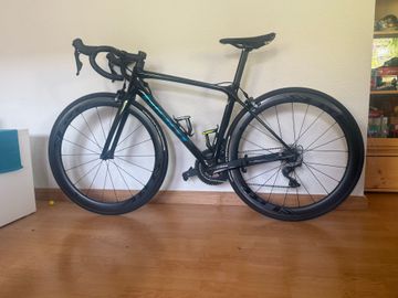 Giant TCR Advanced 2 2021 2021 Road & Gravel de segunda mano, Negro — imagen 1 de 8