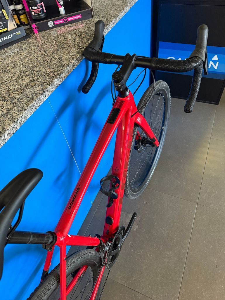Brugt Trek Domane+ AL 5 2024 2024 Road & Gravel — billede 4 af 5