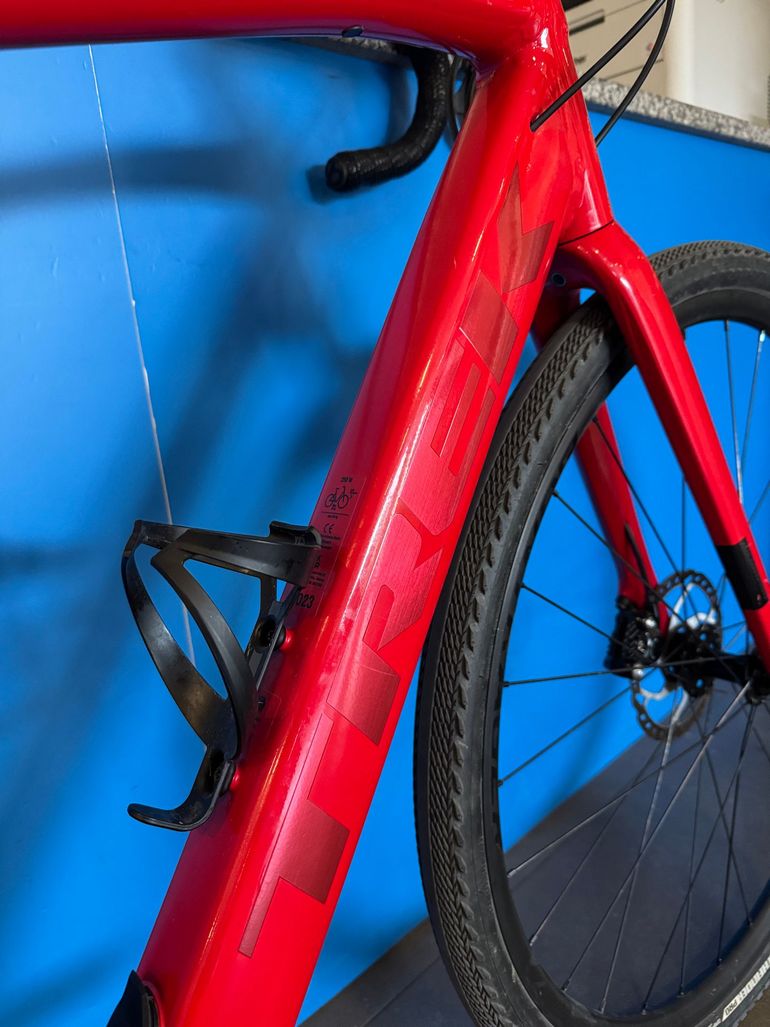 Brugt Trek Domane+ AL 5 2024 2024 Road & Gravel — billede 2 af 5