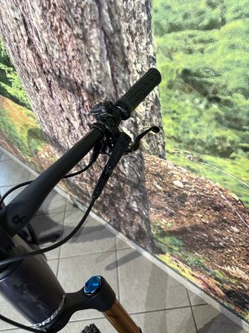 Used Orbea Rise SRAM GX Eagle AXS (T-Type) 2026 Mountainbike, Purple — image 5 of 6