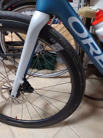 Orbea Terra SRAM Rival 2024 Road & Gravel usato, Blu — immagine 2 di 7