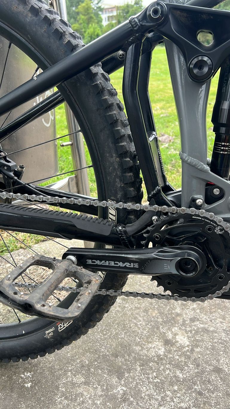 Używany Mondraker CHASER R 2025 2025 Mountainbike — zdjęcie 3 z 8