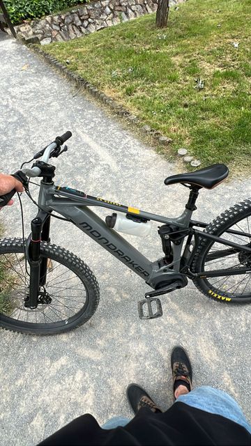 Used Mondraker CHASER R 2025 2025 Mountainbike, Light Gray, 29 — image 5 of 8