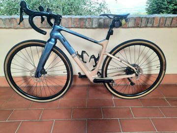 Použité Bianchi Arcadex GRX 600 2021 2021 Road & Gravel — obrázek 10 z 13