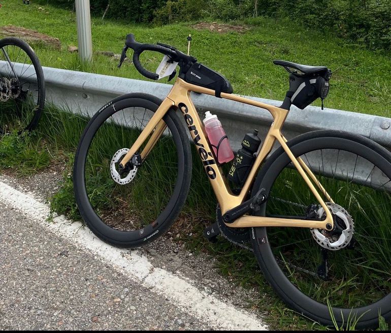 Used Cervélo Soloist Shimano Ultegra Di2 2025 Road & Gravel, Black — image 6 of 7