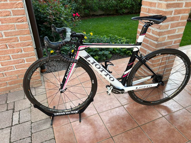 Liotto Aquila Aero 2021 Road & Gravel d'occasion
