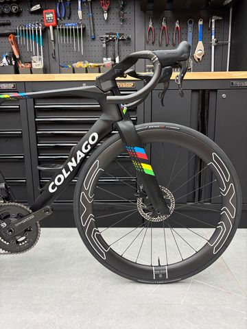 Gebrauchtes Colnago Y1Rs Campagnolo Record 2026 Road & Gravel, Schwarz — Bild 2 von 6