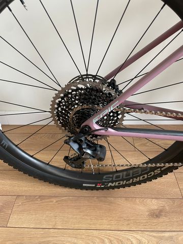 Used Specialized Epic Hardtail 2020 Mountainbike, Purple — image 4 of 8