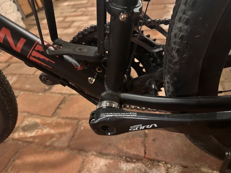 Marin Four Corners 2021 2021 Road & Gravel usato, Nero — immagine 4 di 6