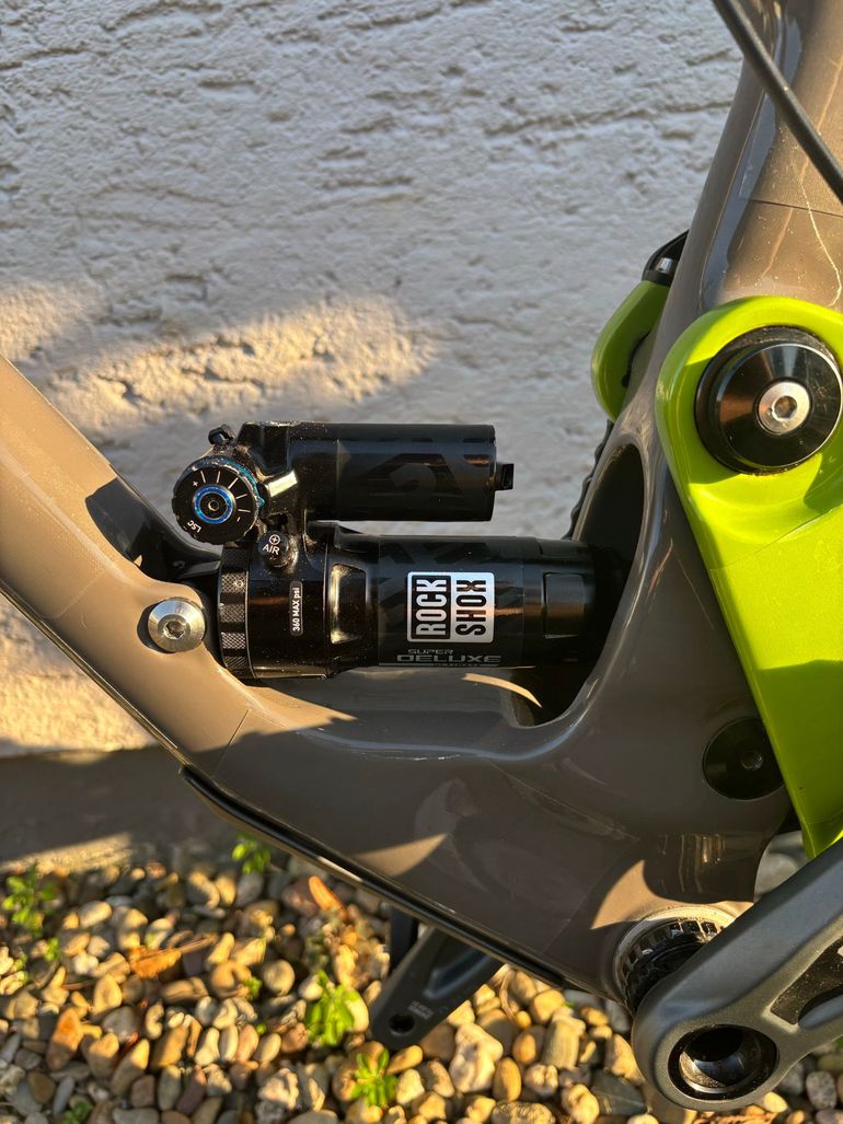 Used Forbidden Druid SRAM GX Eagle AXS 2021 Mountainbike, Light Gray — image 3 of 8
