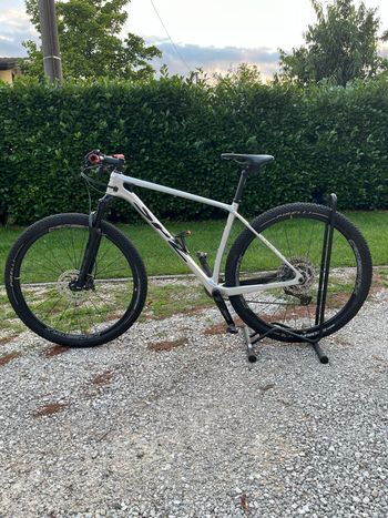 Použité Spezzotto Custom Shimano Deore XT 2023 MTB